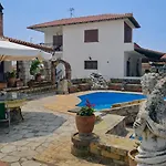 Saltos 1 - Serene Pool & Garden Escape Nea Tenedhos