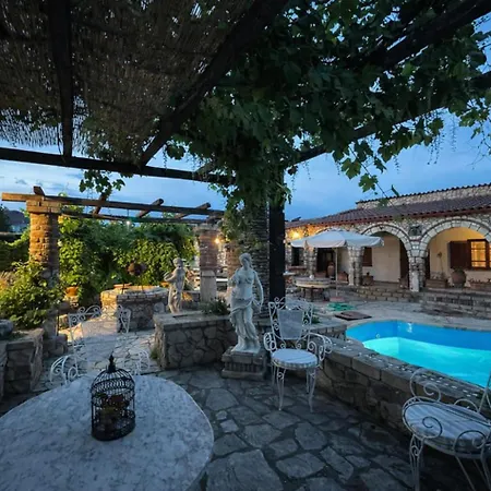 Saltos 1 - Serene Pool & Garden Escape Nea Tenedhos