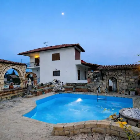 Saltos 1 - Serene Pool & Garden Escape Holiday home *