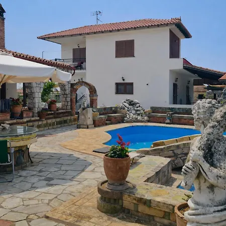 Saltos 1 - Serene Pool & Garden Escape Nea Tenedhos